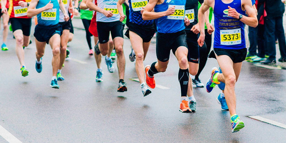 Qu’est-ce qui caractérise l’entraînement des marathoniens de très haut niveau ?