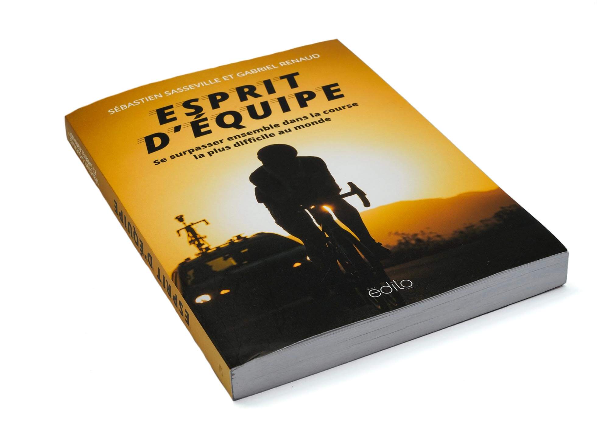 LIVRE | Esprit d'équipe : se surpasser ensemble dans la course la plus difficile au monde