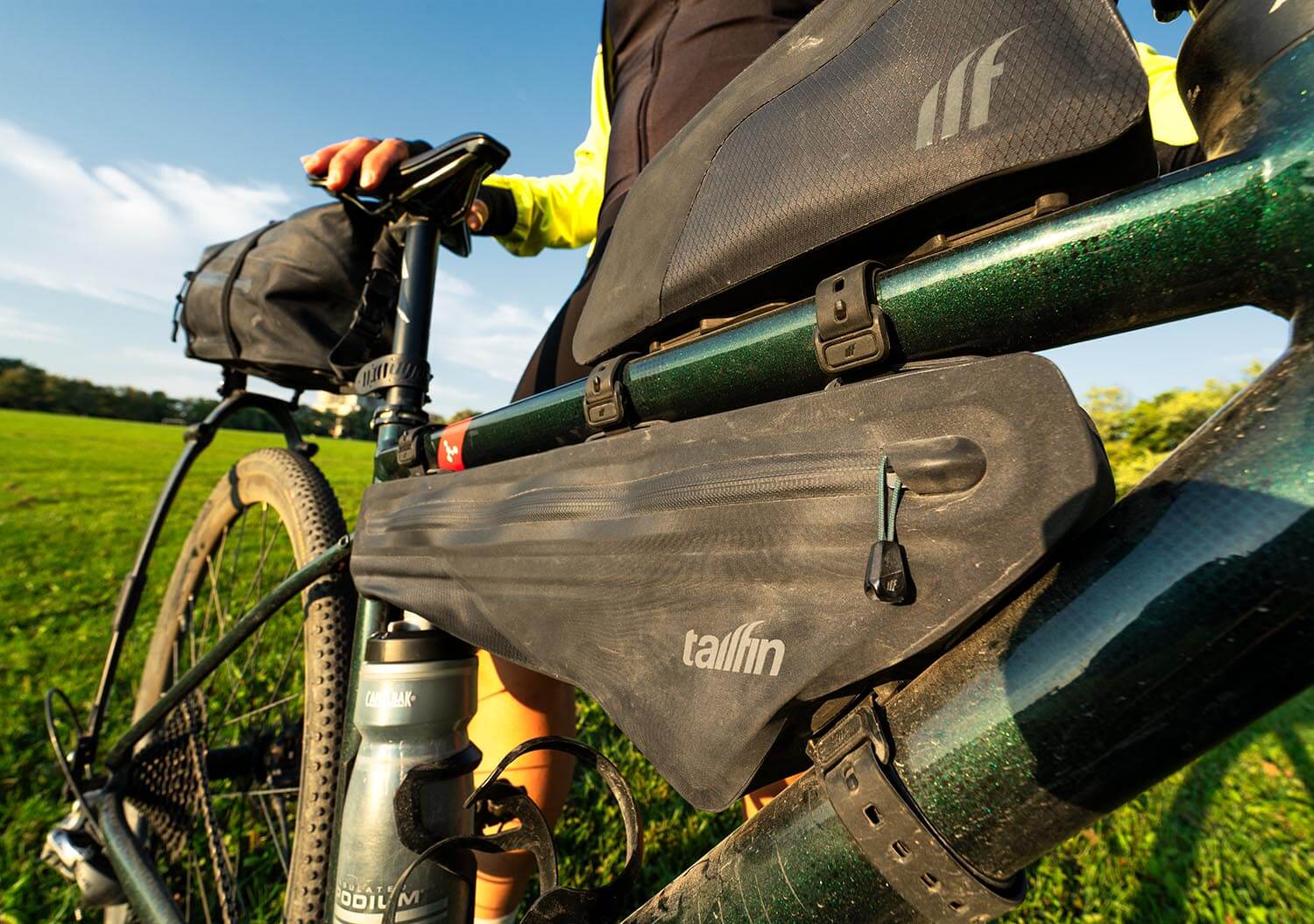 Test | TAILFIN : Système de bagagerie pour bikepacking